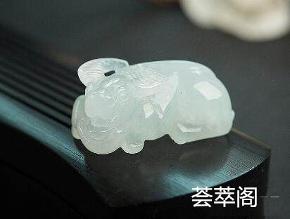 翡翠牛.jpg?x-oss-process=image/auto-orient,1/quality,q_90/watermark,image_dXBsb2Fkcy93YXRlcl9tYXJrL2ppdXl1LnBuZz94LW9zcy1wcm9jZXNzPWltYWdlL3Jlc2l6ZSxQXzM1L2JyaWdodCw4NA,x_12,y_18