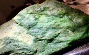 揭秘！翡翠毛料的五大作假手法