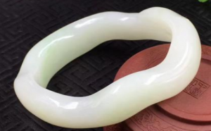 卖和田玉赚钱吗？来了解一下这个行业
