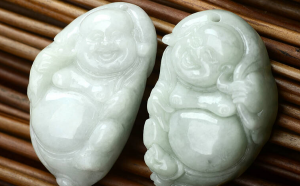 去机构鉴定玉器是多少钱？