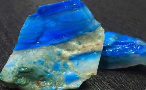 可以用失水现象来鉴定天然蓝欧泊以及合成蓝欧泊吗？