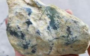 莫西沙翡翠怎么样？莫西沙翡翠原石特点简介