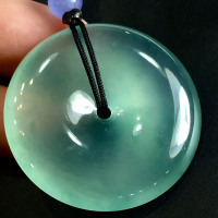 蓝水冰种翡翠平安扣吊坠