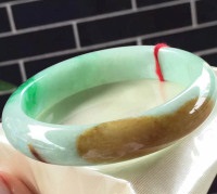 黄加绿糯种翡翠手镯（大圈）