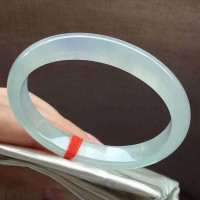 冰糯种淡蓝色贵妃翡翠手镯