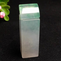 冰糯种飘绿印章小摆件