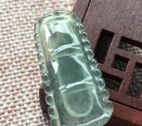 冰种晴水节节高升翡翠吊坠