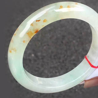翡翠洒金是什么意思