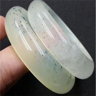岫玉跑水褪色怎么办