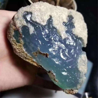 各场口翡翠原石特点是什么