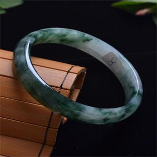 a货老翡翠手镯价格多少