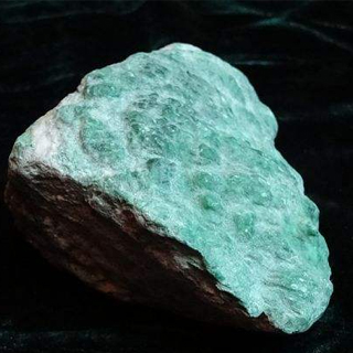 缅甸翡翠原石价格