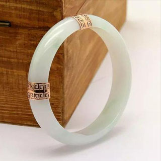 玉镯断了能修复吗