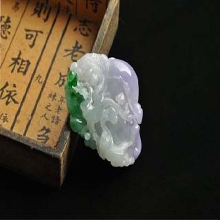 鉴定下翡翠手镯多少钱