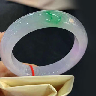 春彩翡翠值钱吗