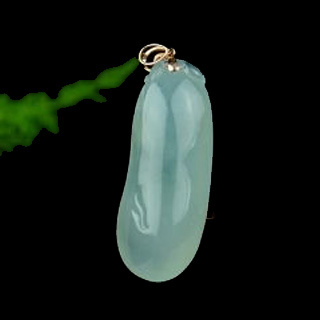 冰玻种翡翠吊坠价格
