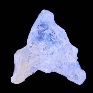 金刚玉石特点
