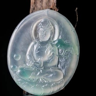 开窗的翡翠原石如何造假