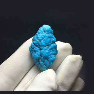 绿松石可以用紫外灯鉴别吗