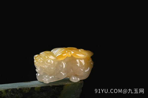 翡翠貔貅5.jpg?x-oss-process=image/auto-orient,1/quality,q_90/watermark,image_dXBsb2Fkcy93YXRlcl9tYXJrL2ppdXl1LnBuZz94LW9zcy1wcm9jZXNzPWltYWdlL3Jlc2l6ZSxQXzM1L2JyaWdodCw4NA,x_12,y_18