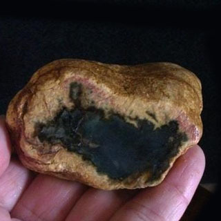 翡翠是沉积岩还是变质岩