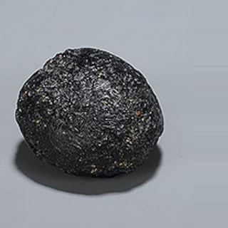 长石是天然玻璃吗