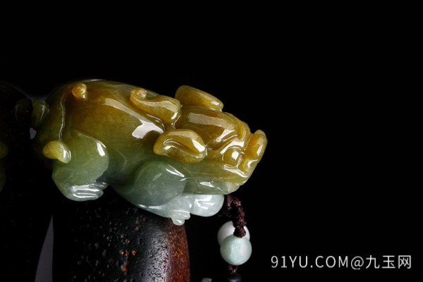 翡翠貔貅3.jpg?x-oss-process=image/auto-orient,1/quality,q_90/watermark,image_dXBsb2Fkcy93YXRlcl9tYXJrL2ppdXl1LnBuZz94LW9zcy1wcm9jZXNzPWltYWdlL3Jlc2l6ZSxQXzM1L2JyaWdodCw4NA,x_12,y_18