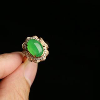 翡翠首先看色还是看种