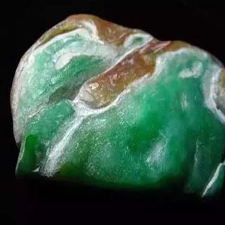 翡翠场口原石特征