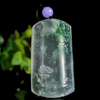 飘绿花的翡翠价格