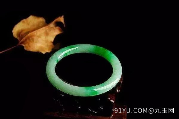 美人镯2.jpg