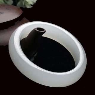 阿富汗羊脂白玉是什么玉