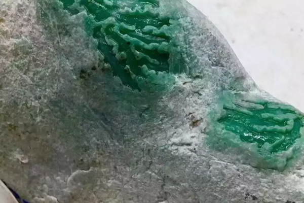 灰皮木那翡翠1.jpg