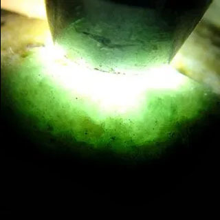翡翠原石一般在哪里可以捡到