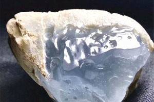北京翡翠原石翡翠价格