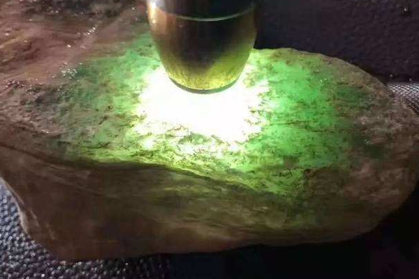 缅甸翡翠原石各场口特点
