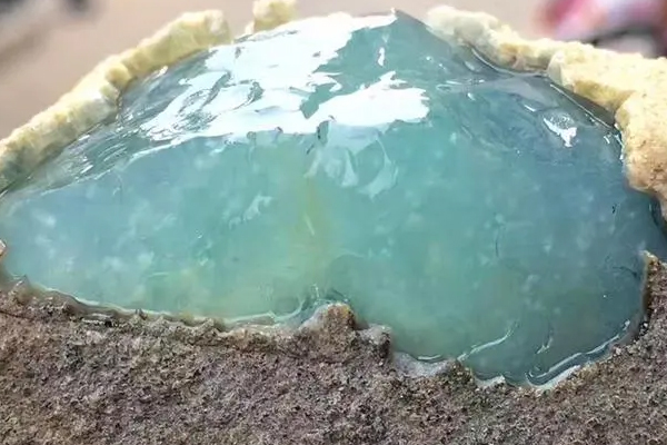 木那翡翠原石怎么看水头