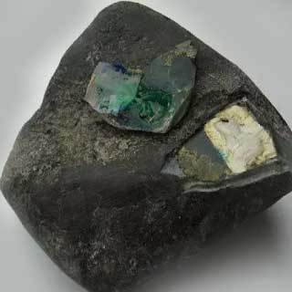 沈阳翡翠原石价格多少钱