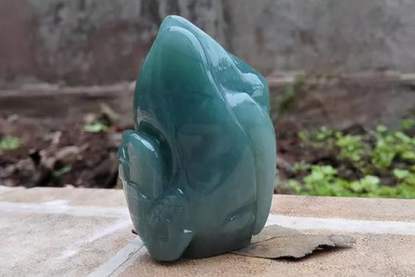 泰安哪里可以加工翡翠原石 翡翠原石加工多少钱
