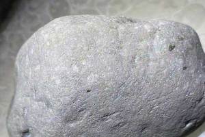 白盐沙翡翠原石价格表 白盐沙翡翠原石多少钱