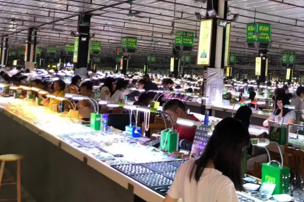 枣庄哪里有翡翠原石回收的 回收翡翠原石的地方在哪