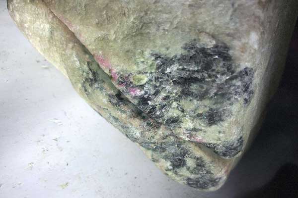 翡翠原石价格口诀 翡翠原石赌石口诀汇总