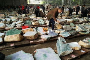 沈阳糯种翡翠原石哪种好 糯种翡翠原石等级划分