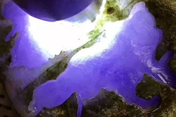 翡翠原石裂纹太多了如何办 翡翠原石有裂纹要如何处理