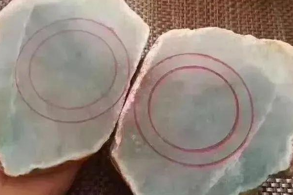 翡翠原石看哪里 翡翠原石看哪方面