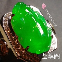 迎新年特惠价[色] 【高冰正阳绿，大貔貅男戒指】高贵霸气，气场十足，招财辟邪，厚装，很冰透，水水润细腻，大件饱满，冰透冰绿，完美，18k金奢华钻石镶嵌    