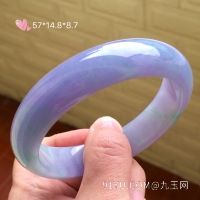 自然光下拍摄价：9【紫罗兰春彩，手镯】特惠别漂亮✨种水好好，打灯完美，无任何瑕疵，厚装饱满，干净清爽，色泽浓郁，大件，圈口57号