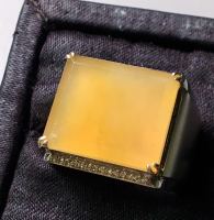 冰种黄翡方形戒指，裸石尺寸17/14.2/3.5
