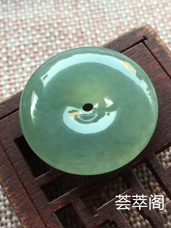 o冰晴底平安扣 尺寸27.1/6.5,冰润 釉洁 起胶 完美，特惠