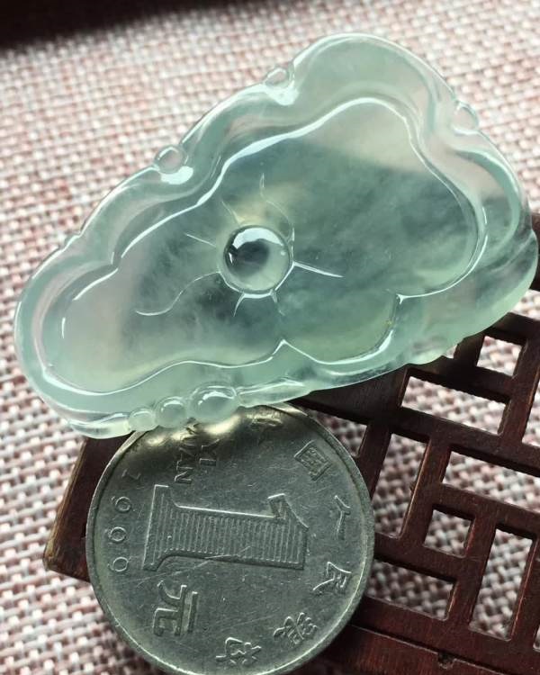 o冰晴底连年有余 尺寸47.1/31.5/5.8,冰透 釉洁 起胶 完美，特惠